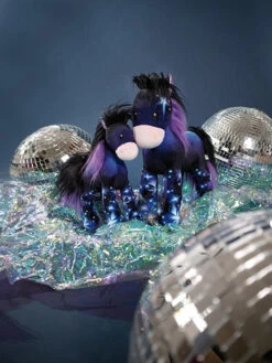 NICI, Plüschtier - Pony Starflower 25cm Stehend -Klassischer Plüschtierladen nici plC3BCschtier ponystarflower25cmstehend 4 768 1024 75 7605794 4