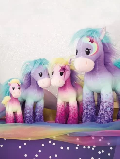 NICI, Plüschtier - Pony Starjumper 35cm Stehend Green -Klassischer Plüschtierladen nici plC3BCschtier ponystarjumper35cmstehendgreen 7 768 1024 75 7523604 7